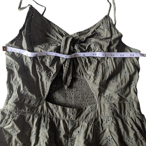 Aerie Eyelet Romper, Green. Size M. - Picture 8 of 9